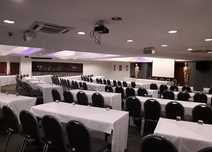 Holiday Inn - Manchester - Oldham By Ihg