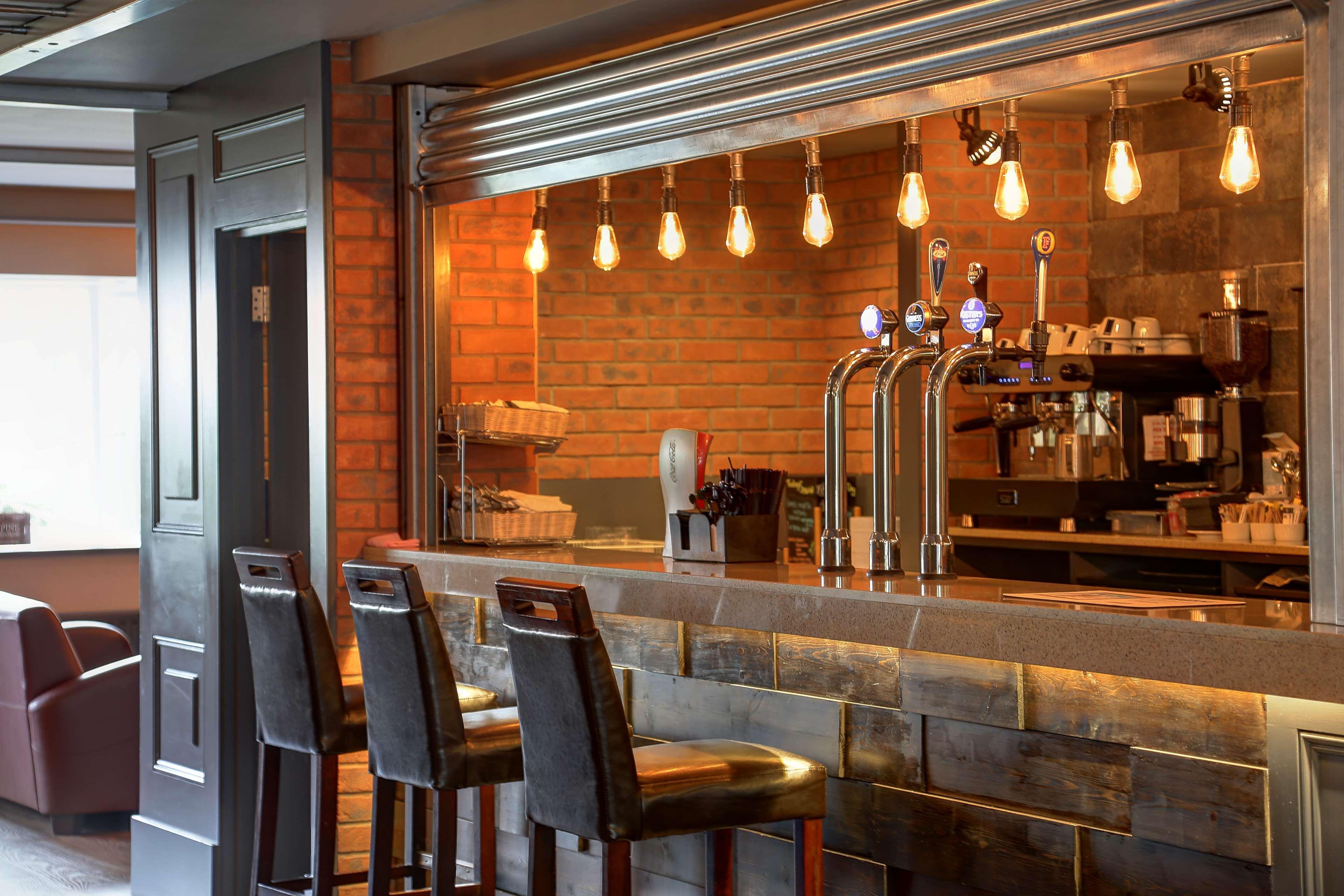 Western Manchester Oldham Smokies Park Hotel