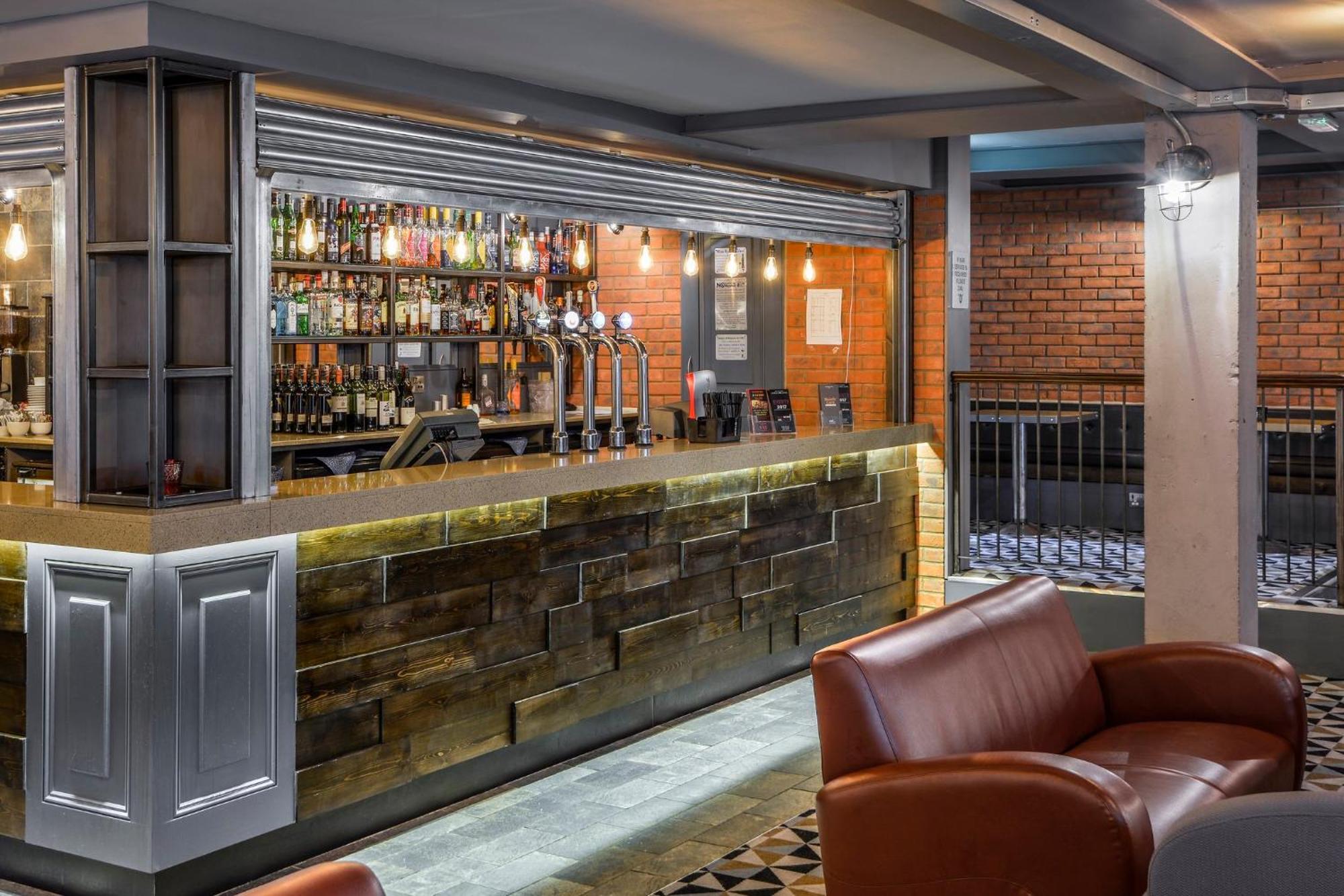 Holiday - - Oldham By Ihg 3* Manchester