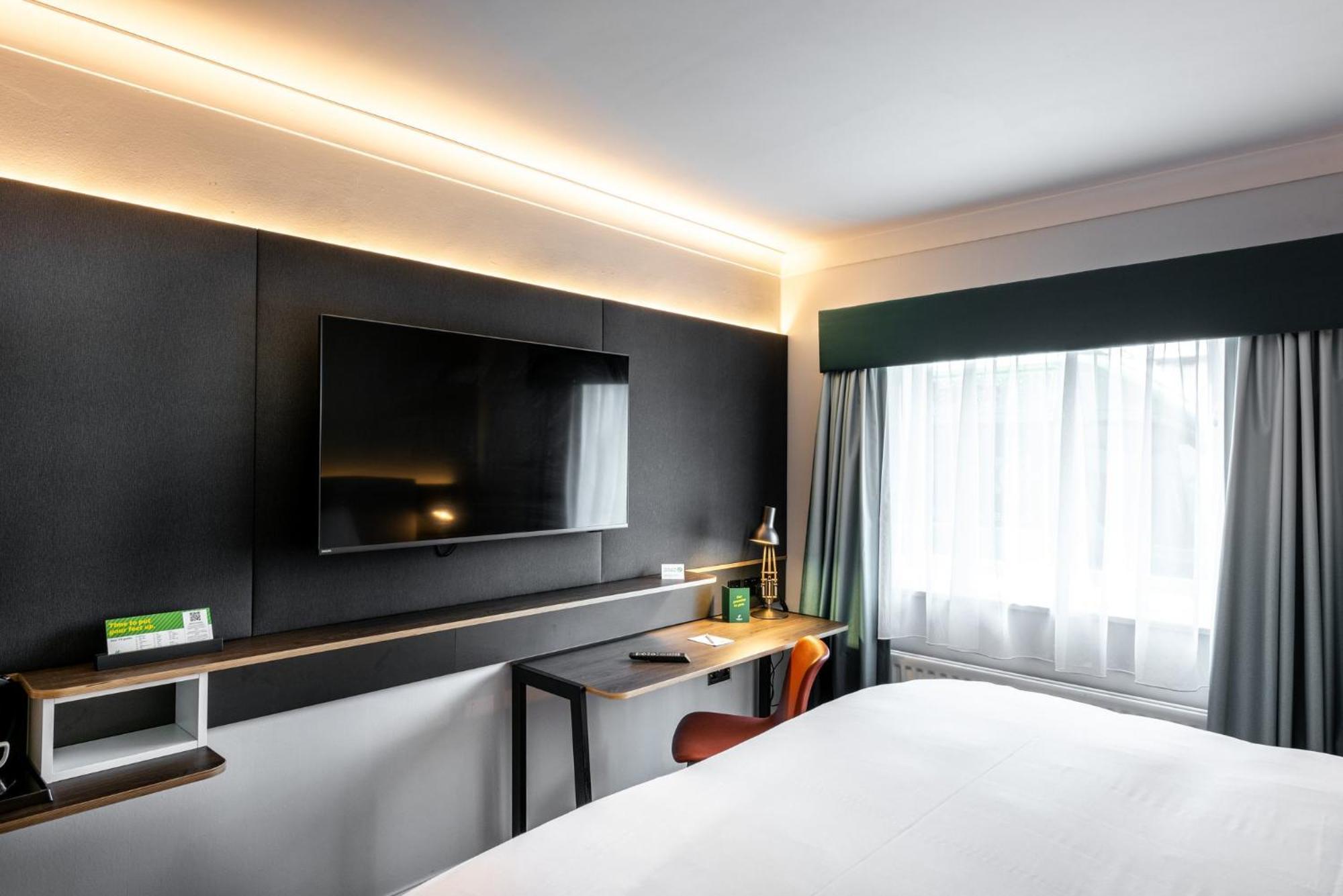 Hotel - - Oldham By Ihg Failsworth