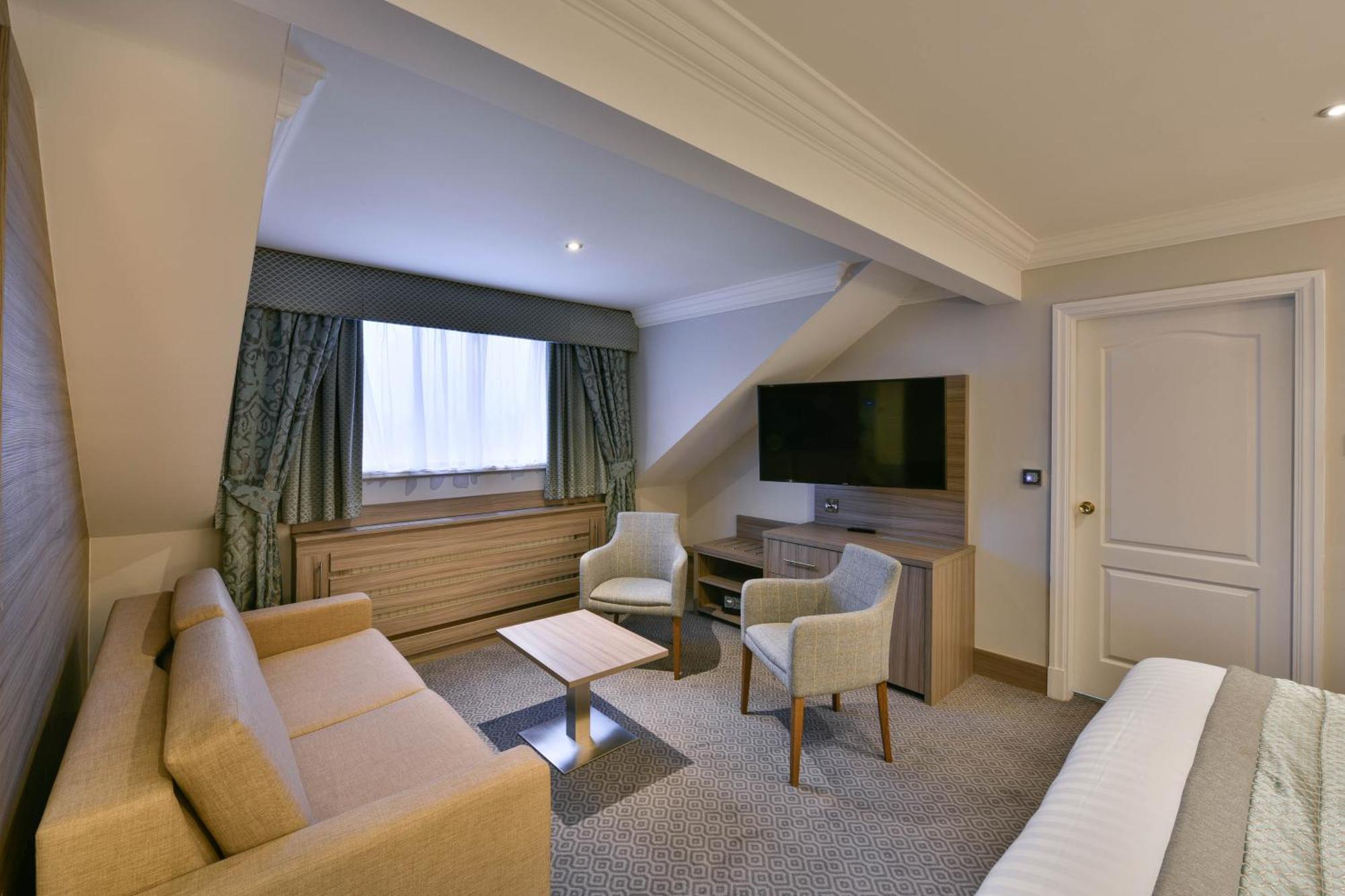 Western Manchester Oldham Smokies Park 3*