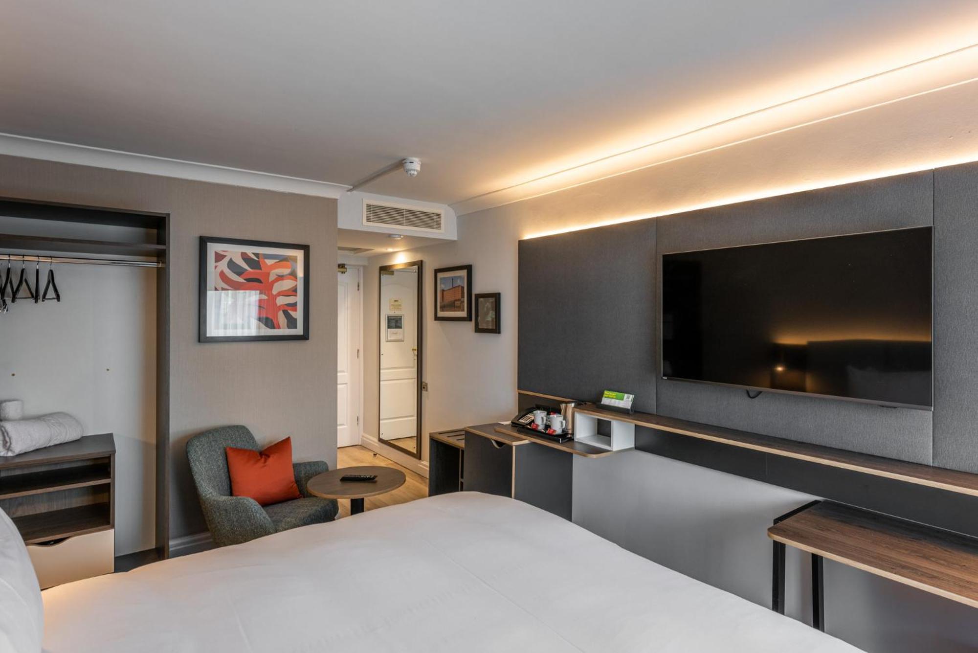 - - Oldham By Ihg 3* Manchester