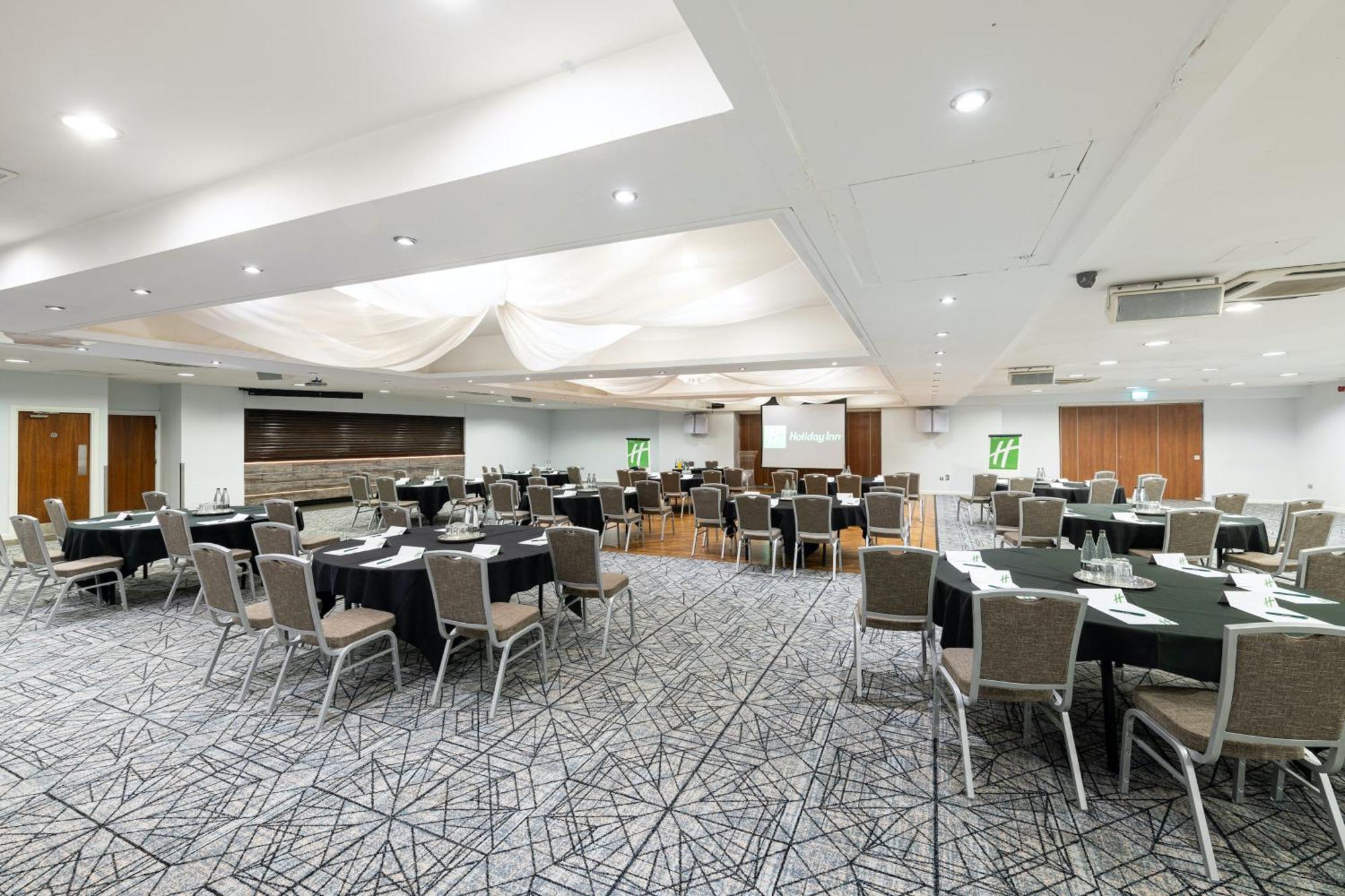 Hotel - - Oldham By Ihg Failsworth